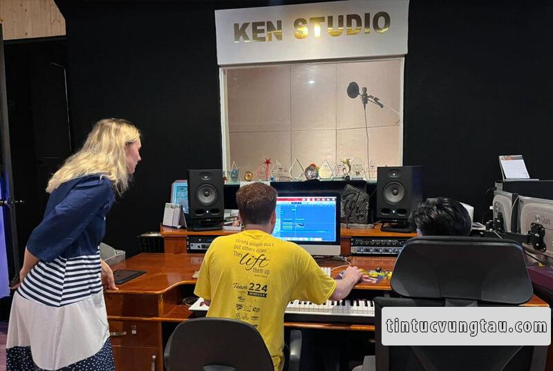 Phòng thu âm Ken Studio