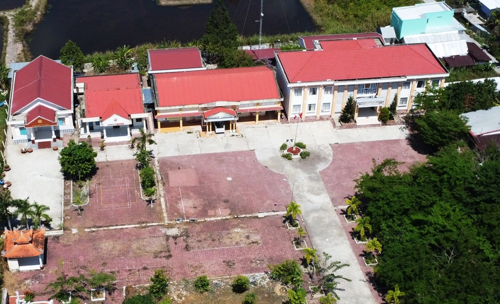  Một xã ở Cà Mau cho đoàn đi học tập kinh nghiệm tại Vũng Tàu trong ngày làm việc