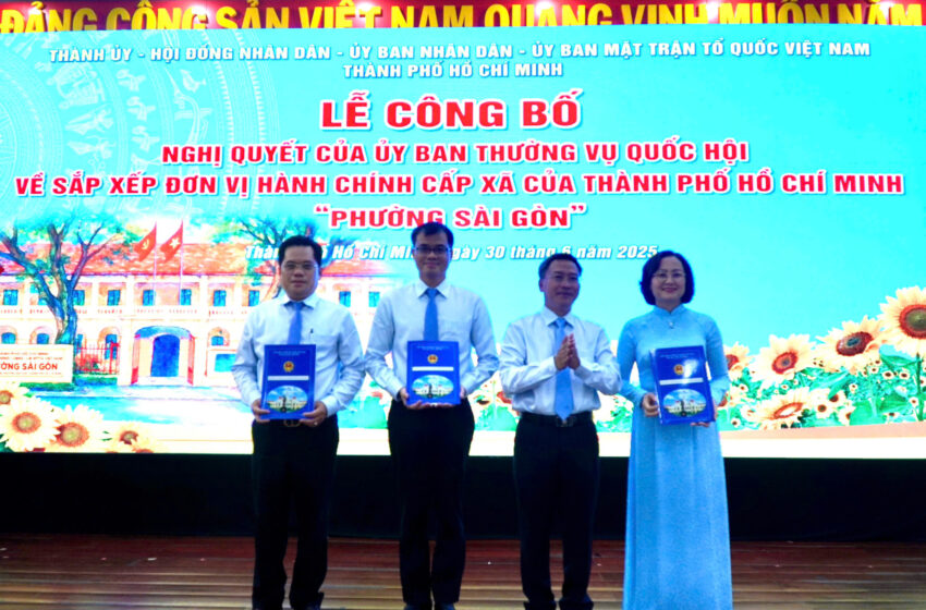  Hình ảnh nhân sự nhiều phường tại TP HCM và những cam kết từ lãnh đạo