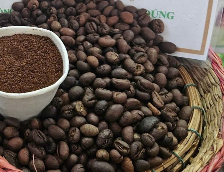 Giá cà phê biến động trái chiều hậu Mỹ áp thuế Brazil, giá hồ tiêu quay đầu giảm