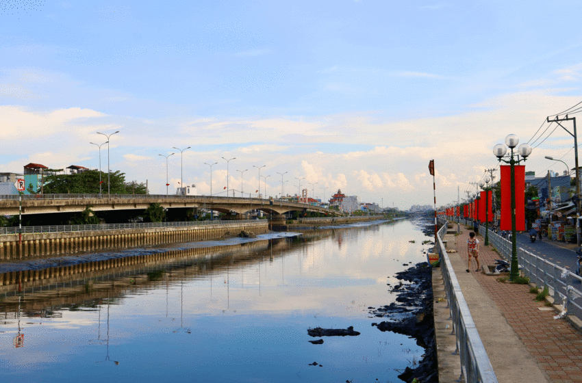 VIỆT NAM KHÔNG NGỪNG PHÁT TRIỂN, TĂNG VỊ THẾ (*): Đột phá phát triển hạ tầng đô thị