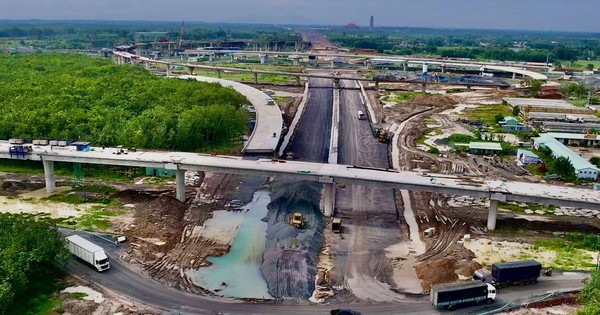  Phát triển hạ tầng đồng bộ liên thông